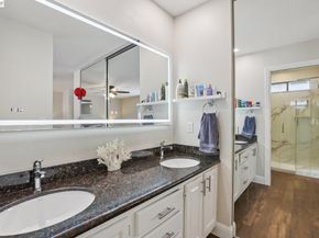300 Lodgepole Ct, Martinez CA 94553