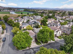 5345 W Chesterfield Cir, Dublin CA 94568