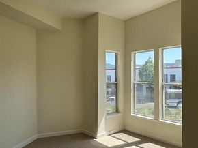 2401 San Pablo Ave, Oakland CA 94607