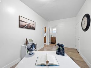 1526 Munson Way, Oakland CA 94606