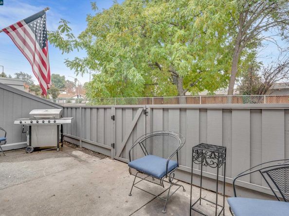 1120 Kenwal Rd C, Concord CA 94521