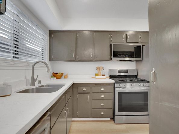 1120 Kenwal Rd C, Concord CA 94521