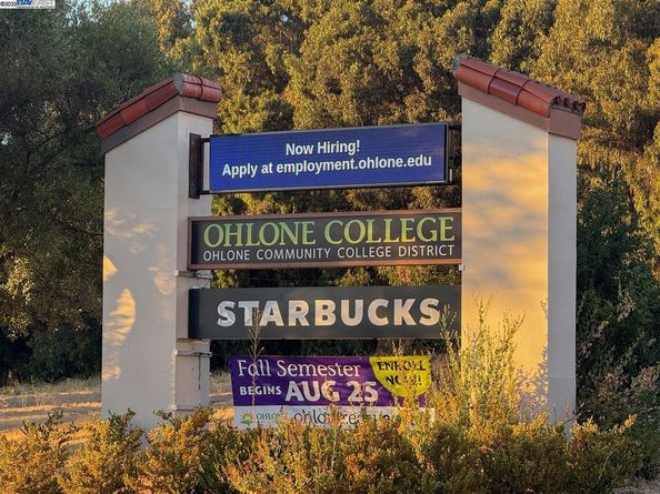 341 Dana St, Fremont CA 94539