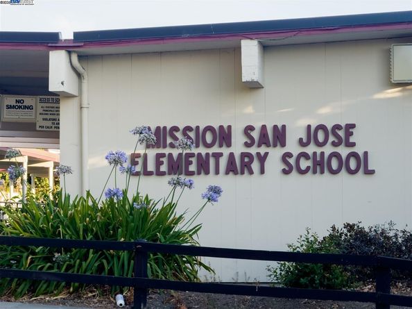 341 Dana St, Fremont CA 94539