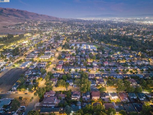 341 Dana St, Fremont CA 94539