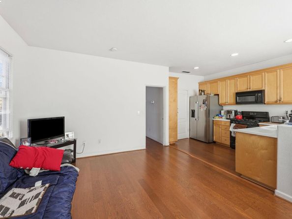 1142 Taraya Ter, Hercules CA 94547