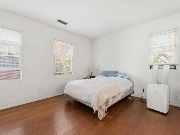 1142 Taraya Ter, Hercules CA 94547