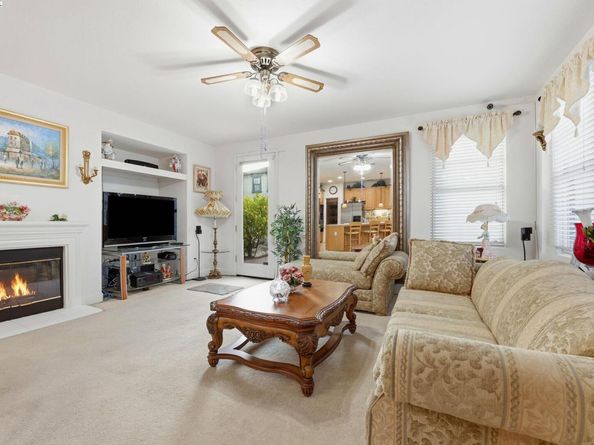 1142 Taraya Ter, Hercules CA 94547