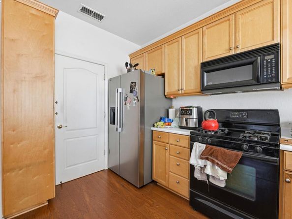 1142 Taraya Ter, Hercules CA 94547