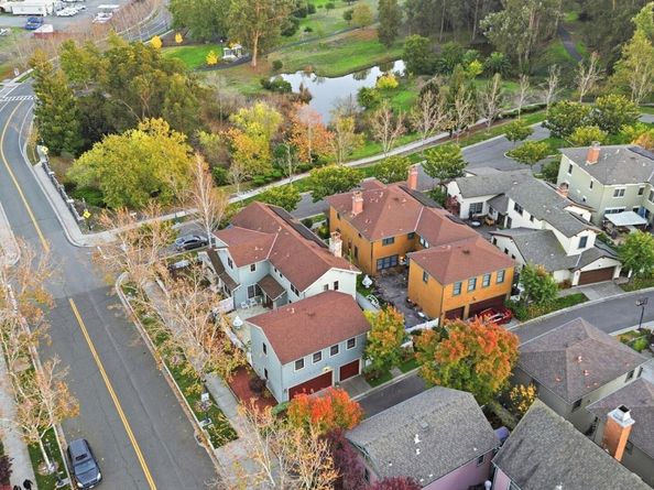 1142 Taraya Ter, Hercules CA 94547