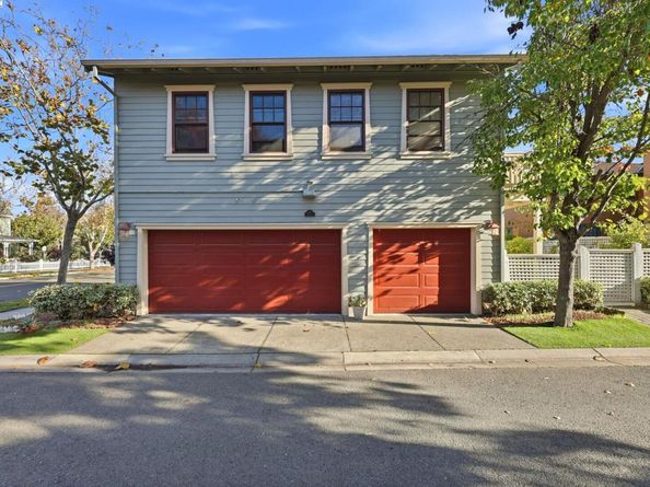 1142 Taraya Ter, Hercules CA 94547