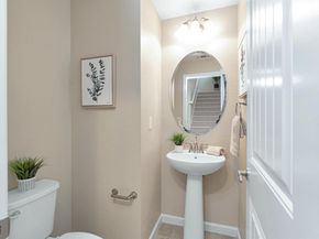 328 C St, Hayward CA 94541