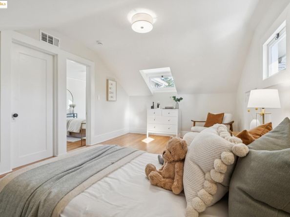 1833 Sonoma, Berkeley CA 94707