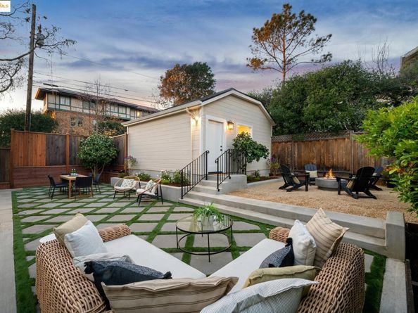 1833 Sonoma, Berkeley CA 94707