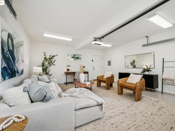 1833 Sonoma, Berkeley CA 94707