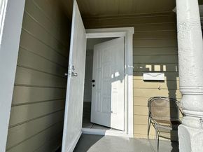 1725 96Th Ave, Oakland CA 94603