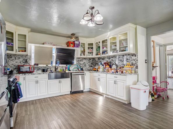 1725 96Th Ave, Oakland CA 94603