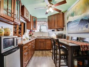 1725 96Th Ave, Oakland CA 94603