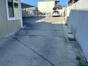 1725 96Th Ave, Oakland CA 94603