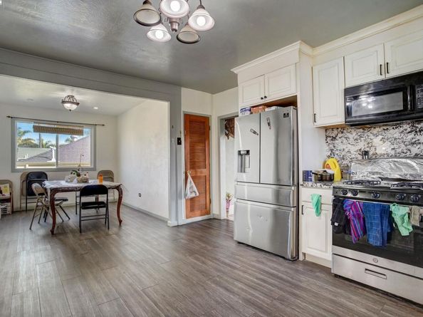 1725 96Th Ave, Oakland CA 94603