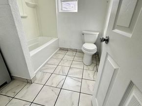 1725 96Th Ave, Oakland CA 94603