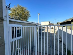 1725 96Th Ave, Oakland CA 94603