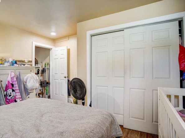 1725 96Th Ave, Oakland CA 94603