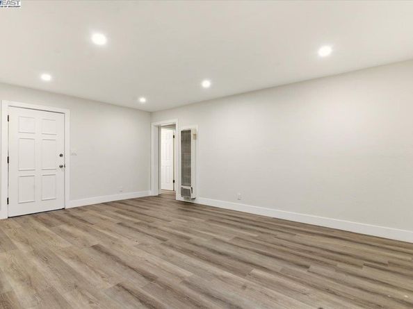 426 Gramercy Pl, Oakland CA 94603