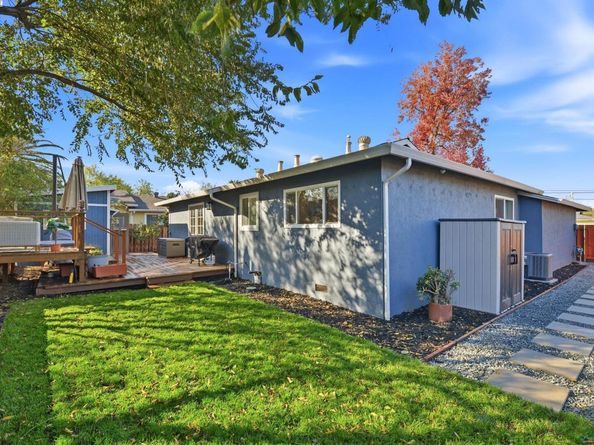 1341 Maryland Dr, Concord CA 94521