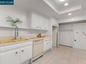 1833 Skycrest Dr 2, Walnut Creek CA 94595