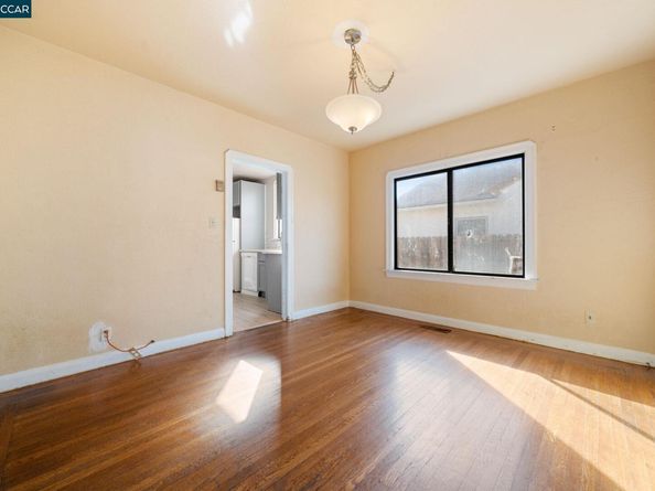 2380 107th Avenue, Oakland CA 94603