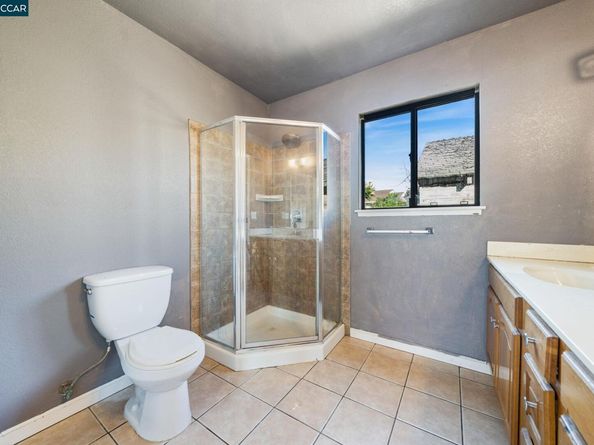 2380 107th Avenue, Oakland CA 94603