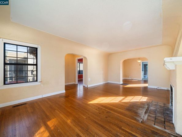 2380 107th Avenue, Oakland CA 94603