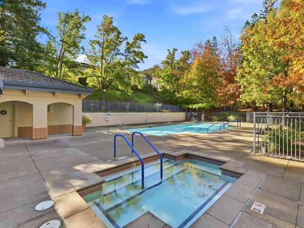 5913 Horsemans Canyon 1C, Walnut Creek CA 94595