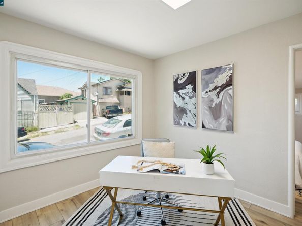 7700 Garfield Avenue, Oakland CA 94605