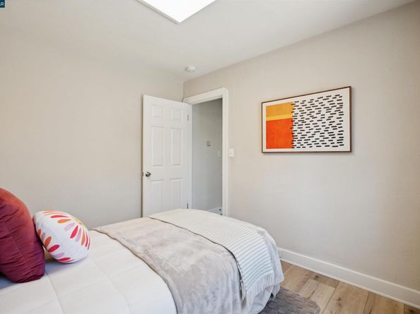 7700 Garfield Avenue, Oakland CA 94605