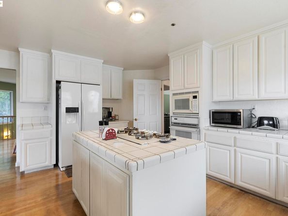 2745 Butters Drive, Oakland CA 94602