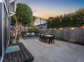 327 Hudson St, Oakland CA 94618