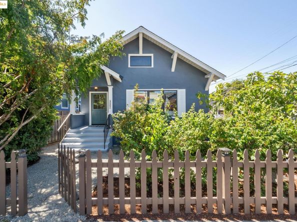 327 Hudson St, Oakland CA 94618