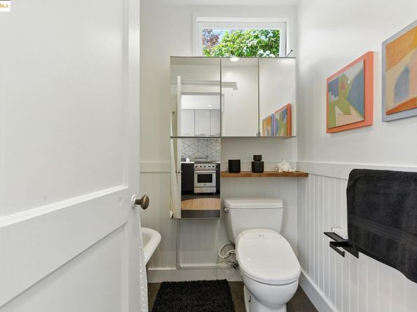 1814 Sixth Street, Berkeley CA 94710