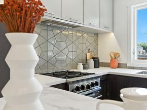 1814 Sixth Street, Berkeley CA 94710