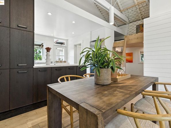 1814 Sixth Street, Berkeley CA 94710