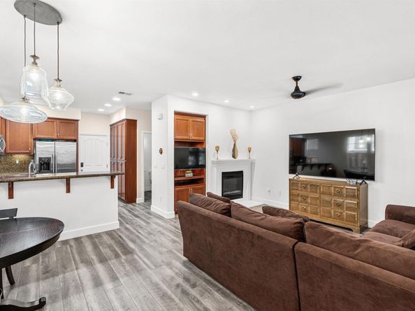 206 Hamlin Loop, Walnut Creek CA 94598