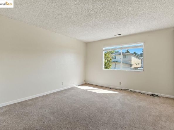4336 Rilea Way, Oakland CA 94605