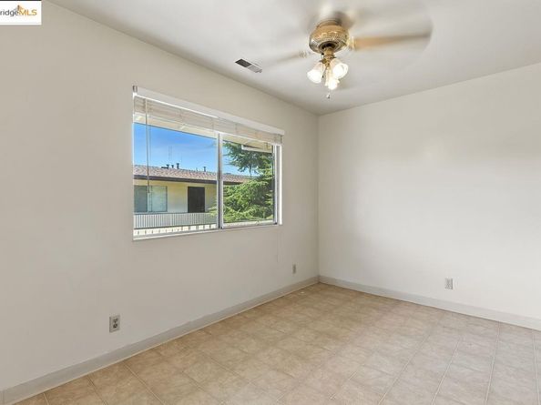 4336 Rilea Way, Oakland CA 94605