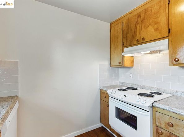 4336 Rilea Way, Oakland CA 94605