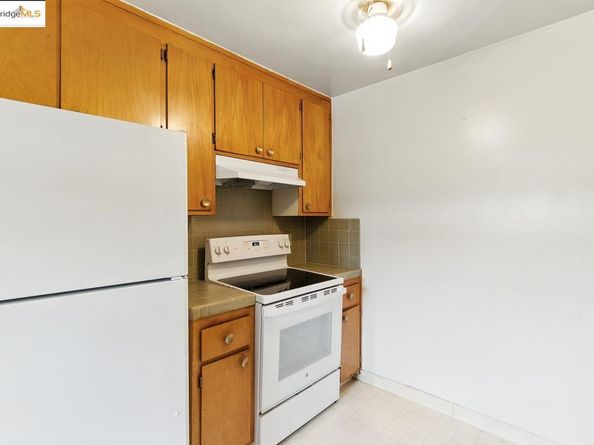 4336 Rilea Way, Oakland CA 94605