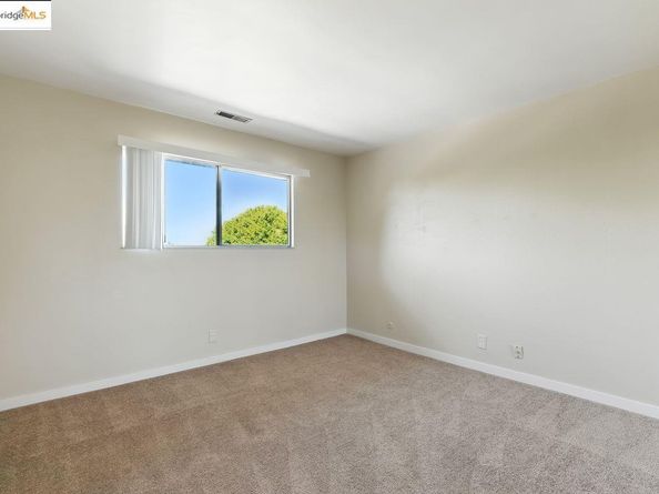 4336 Rilea Way, Oakland CA 94605