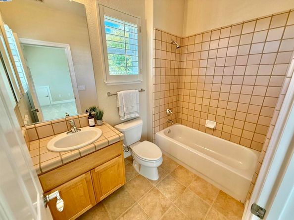 752 Barleta Ln, Livermore CA 94550