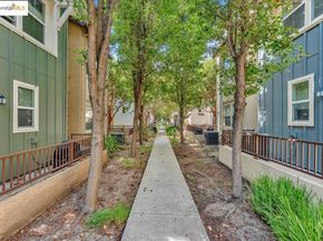 610 Staley Ave, Hayward CA 94541